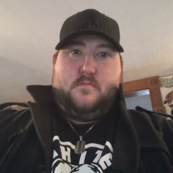 Meet your Posher, Josh - Picture 1 of 1